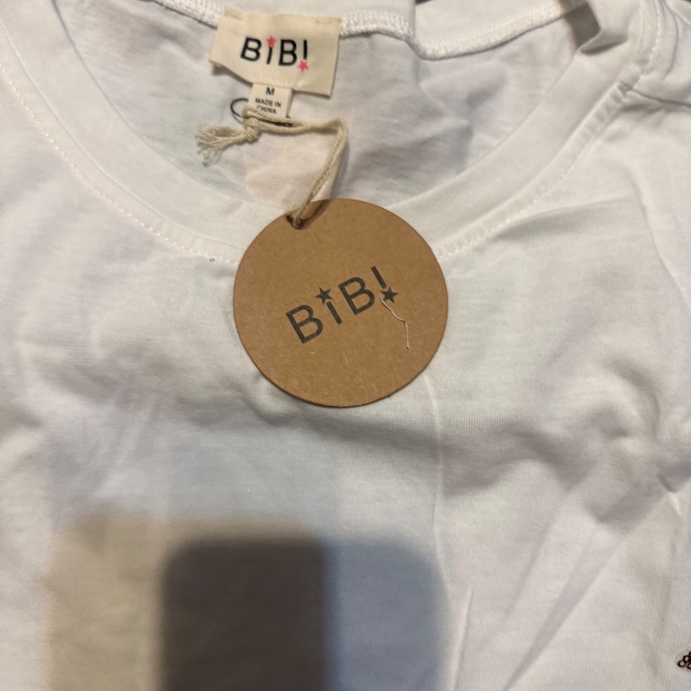 Bibi - Picture 2 of 2